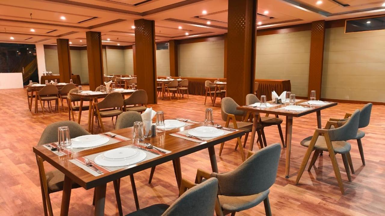 Tata Vista Resort Mall Road Manali - Centrally Heated & Air Cooled Luaran gambar