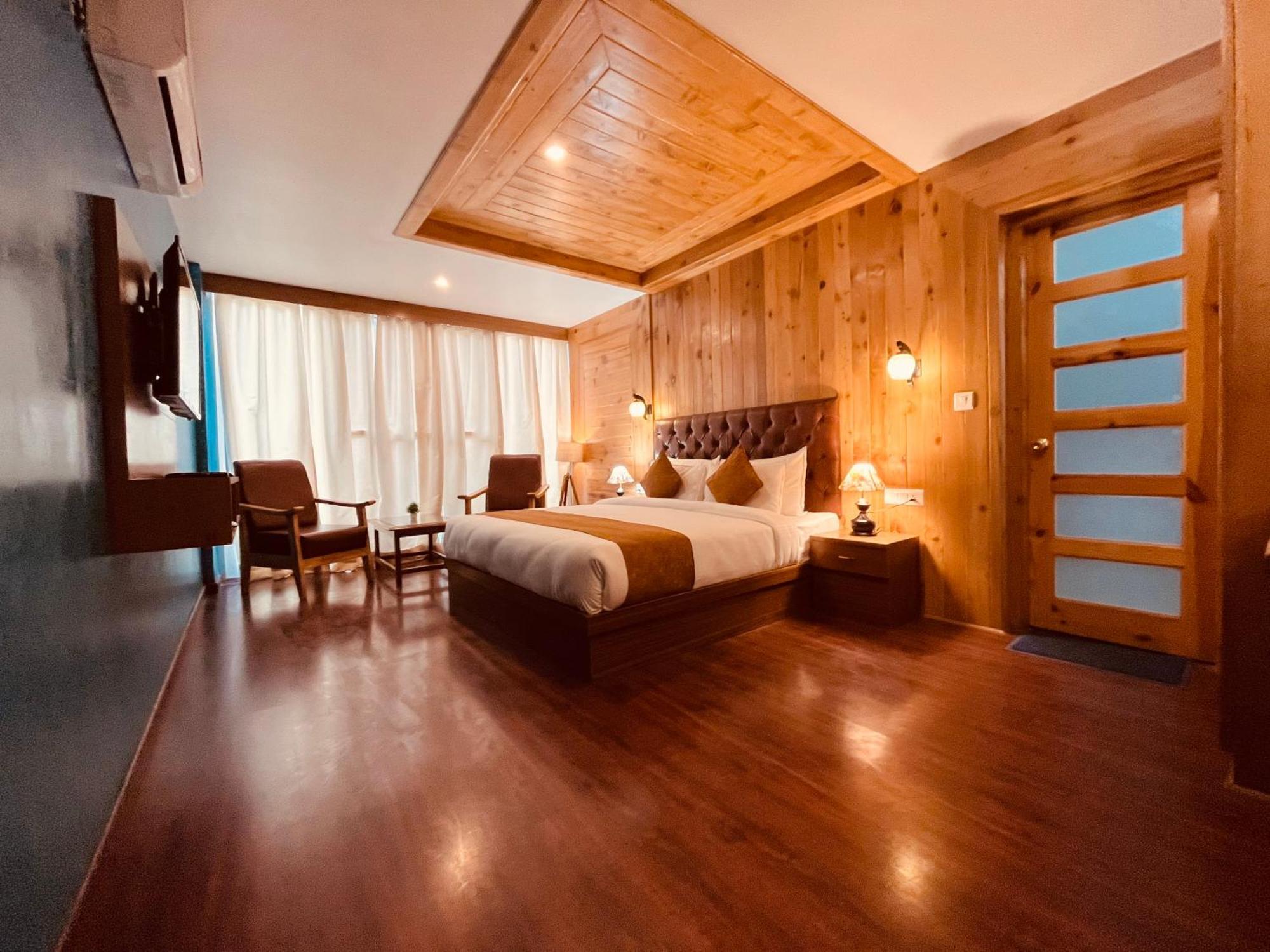 Tata Vista Resort Mall Road Manali - Centrally Heated & Air Cooled Luaran gambar