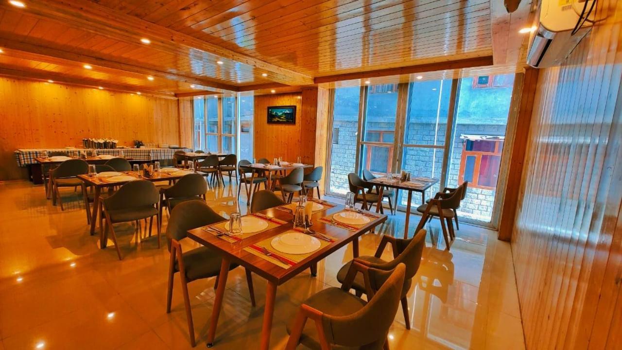 Tata Vista Resort Mall Road Manali - Centrally Heated & Air Cooled Luaran gambar