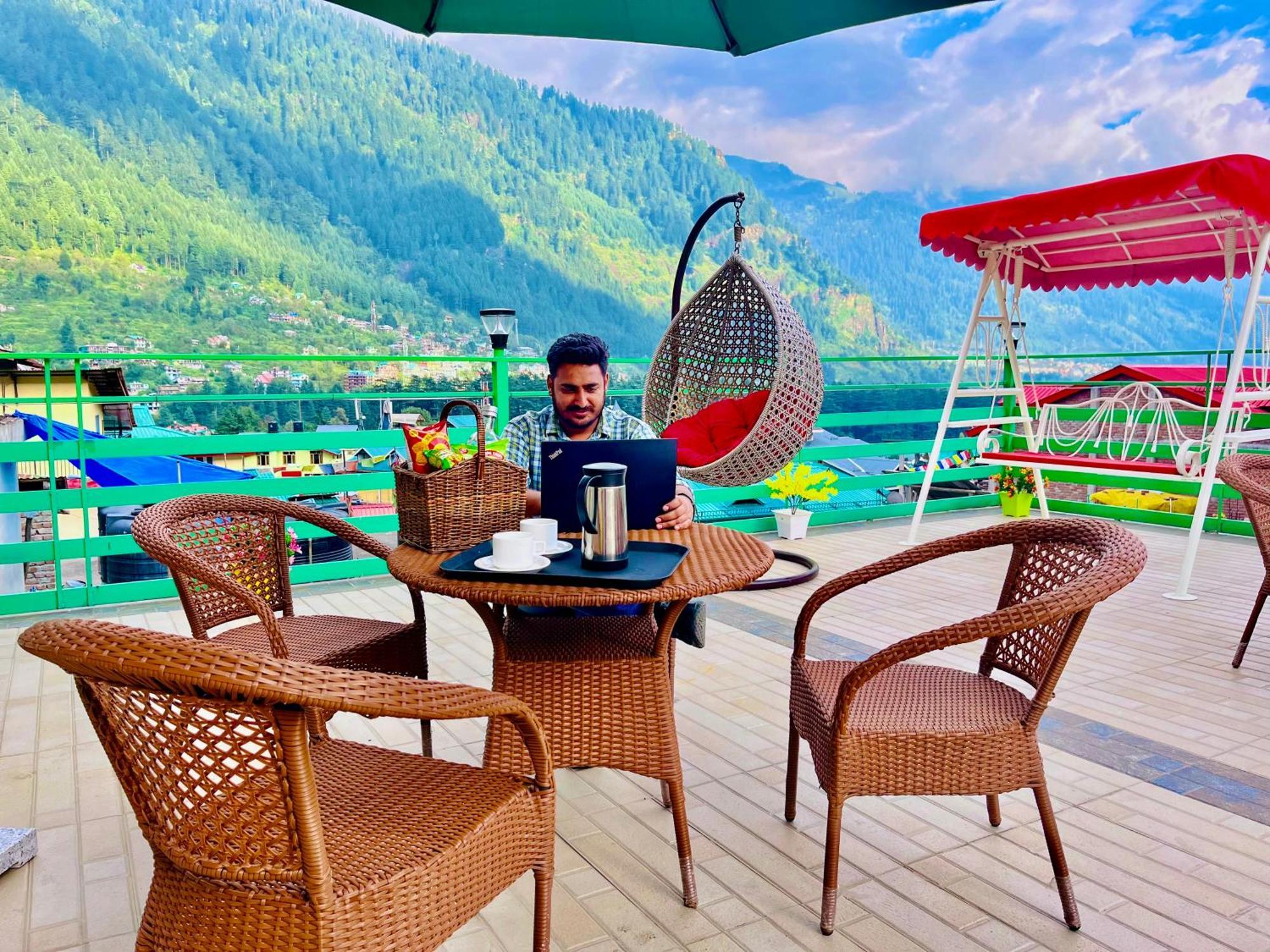 Tata Vista Resort Mall Road Manali - Centrally Heated & Air Cooled Luaran gambar