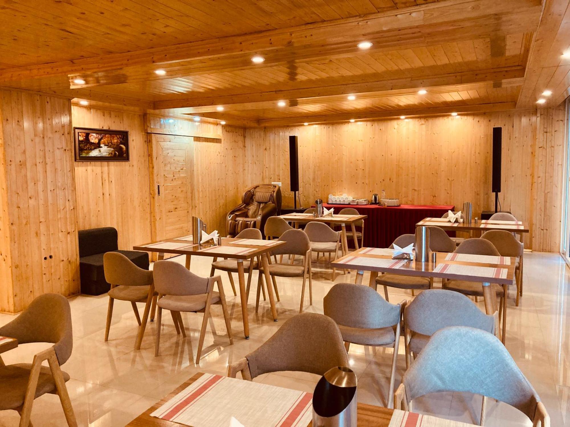 Tata Vista Resort Mall Road Manali - Centrally Heated & Air Cooled Luaran gambar