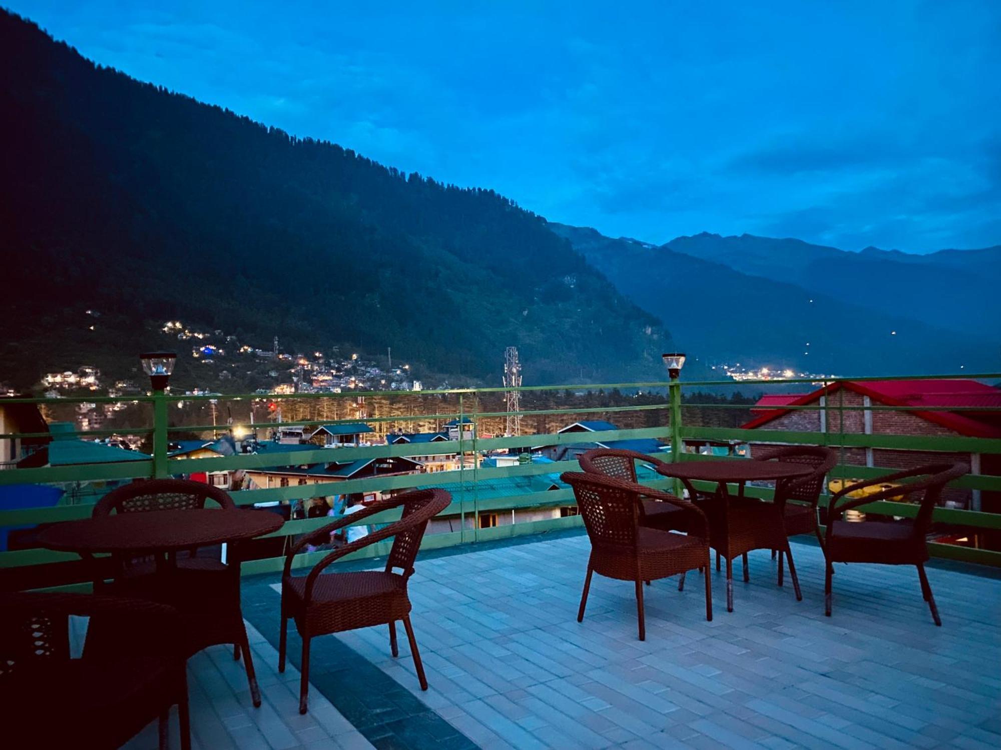 Tata Vista Resort Mall Road Manali - Centrally Heated & Air Cooled Luaran gambar